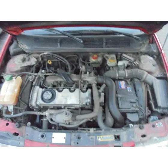 ALFA ROMEO 146 '2000 1.9 JTD ROJO