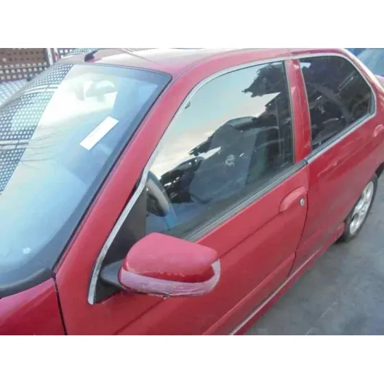 ALFA ROMEO 146 '2000 1.9 JTD ROJO