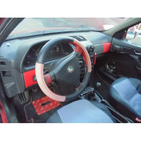 ALFA ROMEO 146 '2000 1.9 JTD ROJO