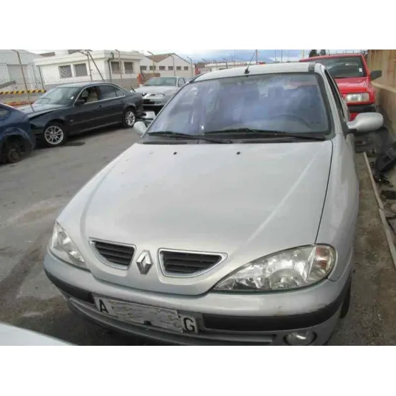 RENAULT MEGANE I FASE 2 CLASSIC (LA..) '2000 1.6 16V AUTHENTIQUE GRIS