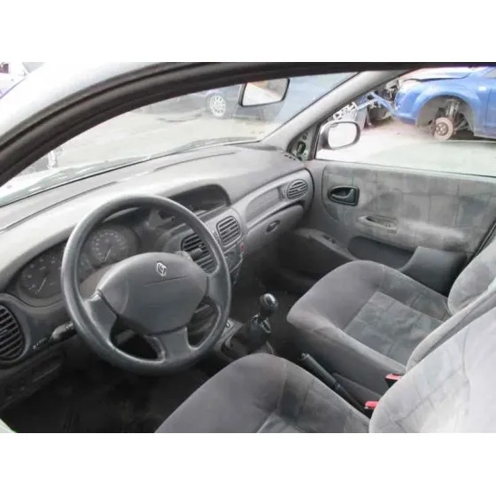 RENAULT MEGANE I FASE 2 CLASSIC (LA..) '2000 1.6 16V AUTHENTIQUE GRIS