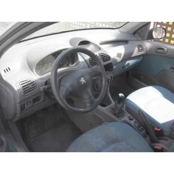 PEUGEOT 206 BERLINA '2000 XR VERDE