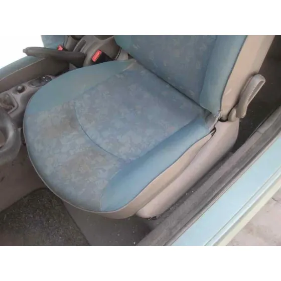 PEUGEOT 206 BERLINA '2000 XR VERDE