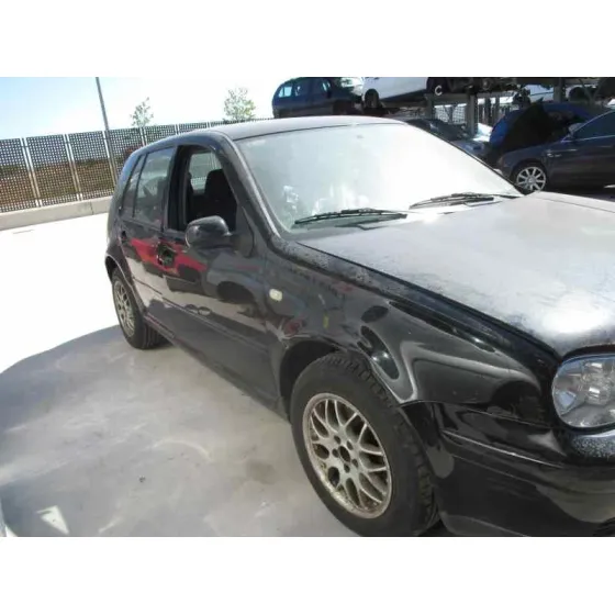 VOLKSWAGEN GOLF IV BERLINA (1J1) '1999 1.9 TDI NEGRO