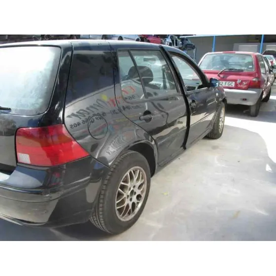 VOLKSWAGEN GOLF IV BERLINA (1J1) '1999 1.9 TDI NEGRO