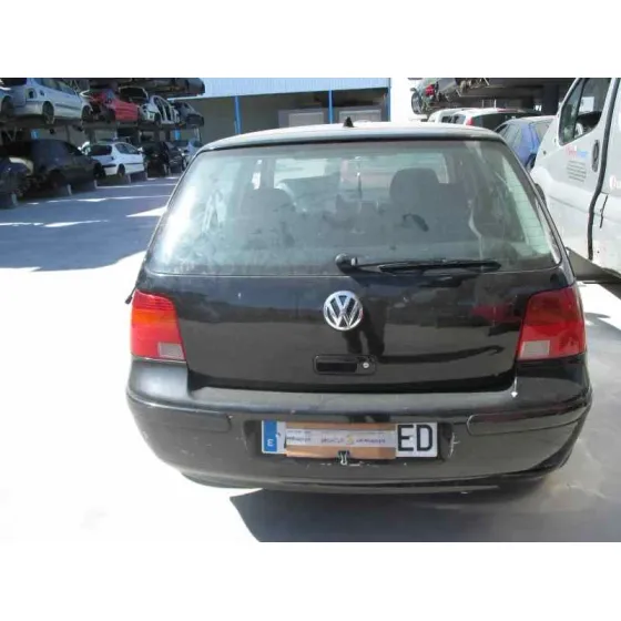 VOLKSWAGEN GOLF IV BERLINA (1J1) '1999 1.9 TDI NEGRO
