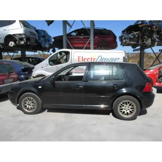 VOLKSWAGEN GOLF IV BERLINA (1J1) '1999 1.9 TDI NEGRO