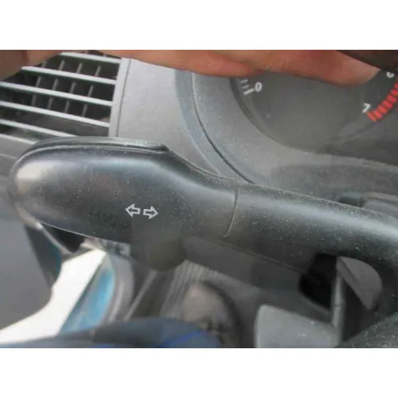 SEAT IBIZA (6K1) '1999 STELLA AZUL