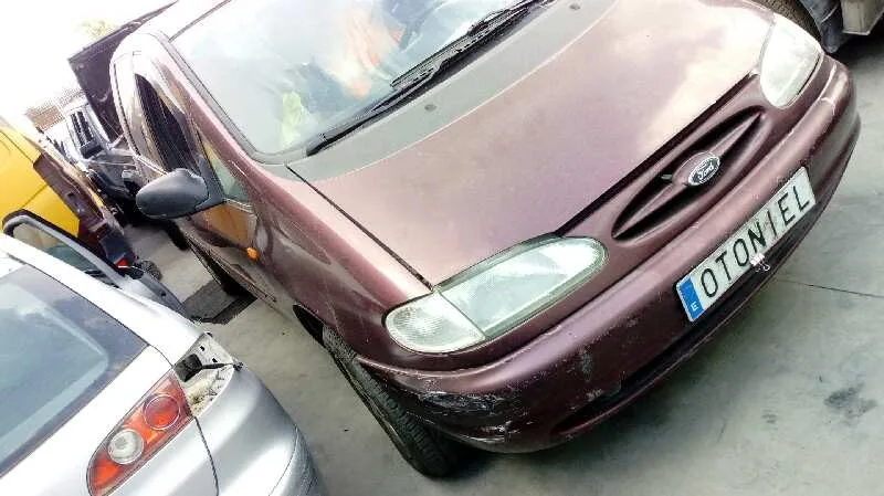 FORD GALAXY (VX) FORD GALAXY (VX) '1996 2.0 DOHC CAT ROJO 1995
