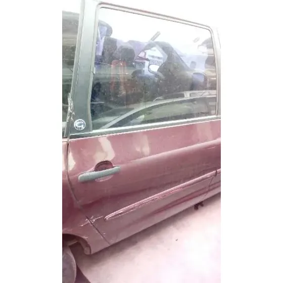 FORD GALAXY (VX) '1996 2.0 DOHC CAT ROJO