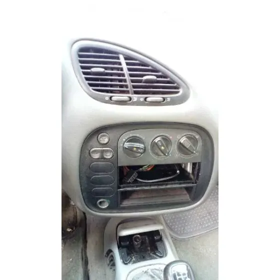FORD GALAXY (VX) '1996 2.0 DOHC CAT ROJO