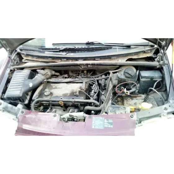 FORD GALAXY (VX) '1996 2.0 DOHC CAT ROJO