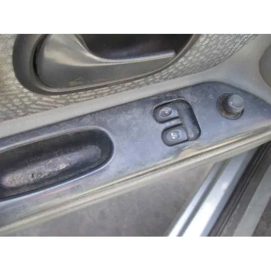RENAULT LAGUNA (B56) '1999 2.2 DT RXE