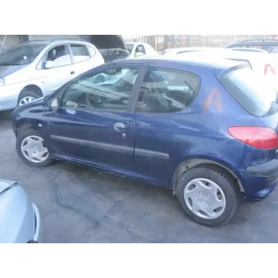 PEUGEOT 206 BERLINA '1999 XR AZUL