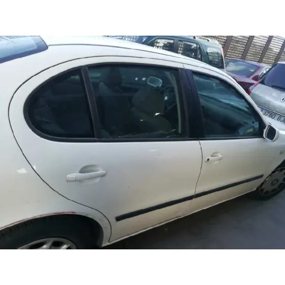 SEAT TOLEDO (1M2) '2000 SELECT BLANCO