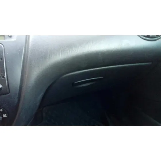 FORD FOCUS BERLINA (CAK) '2000 AMBIENTE AZUL