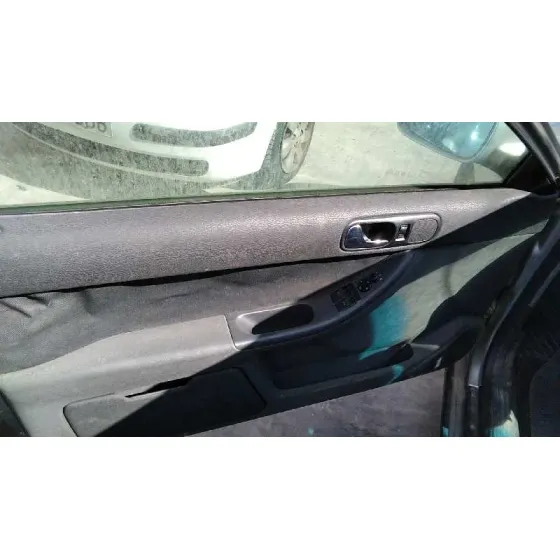 AUDI A3 (8L) '1997 1.8 T AMBIENTE PLATA