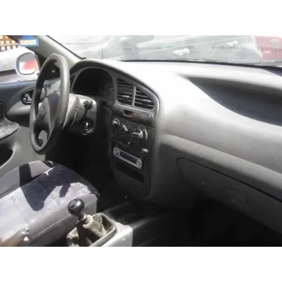 DAEWOO LANOS '2000 COOL BLANCO