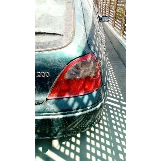 MG ROVER SERIE 200 (RF) '1998 220 SD (5-PTAS.) VERDE