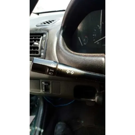 MG ROVER SERIE 200 (RF) '1998 220 SD (5-PTAS.) VERDE