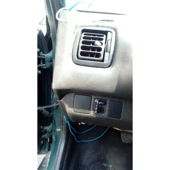 MG ROVER SERIE 200 (RF) '1998 220 SD (5-PTAS.) VERDE