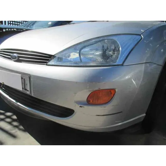 FORD FOCUS BERLINA (CAK) '2000 AMBIENTE GRIS