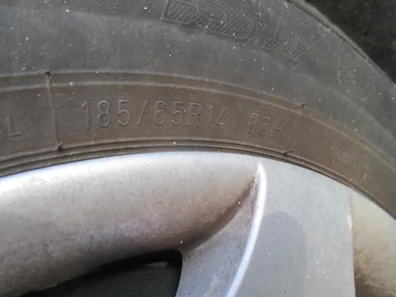 FORD FOCUS BERLINA (CAK) '2000 AMBIENTE GRIS