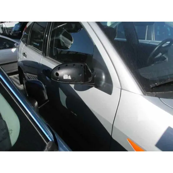 FORD FOCUS BERLINA (CAK) '2000 AMBIENTE GRIS