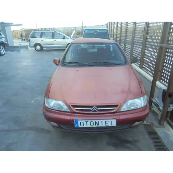 CITROEN XSARA BERLINA '2000 1.9 TD SX ROJO