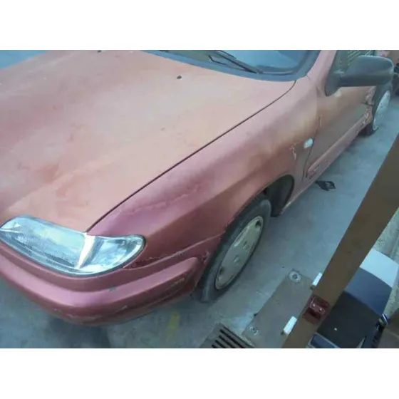 CITROEN XSARA BERLINA '2000 1.9 TD SX ROJO