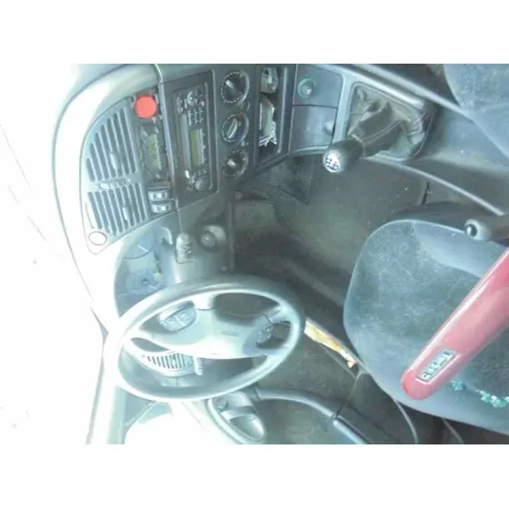 CITROEN XSARA BERLINA '2000 1.9 TD SX ROJO