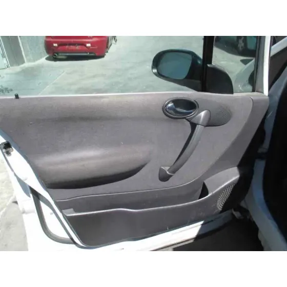 MERCEDES CLASE A (W168) '1999 140 (168.031) BLANCO