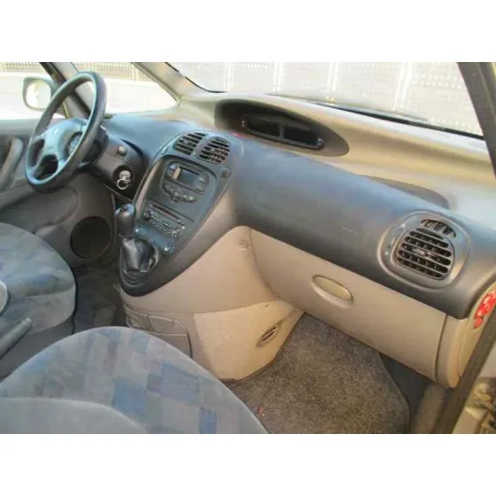 CITROEN XSARA PICASSO '2000 1.8 16V PLATA