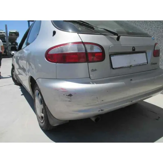 DAEWOO LANOS '1999 1.3 G GRIS