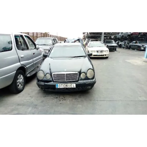 MERCEDES CLASE E (W210) BERLINA DIESEL '1996 300 DIESEL (210.020) NEGRO