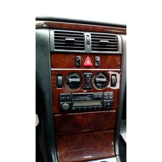 MERCEDES CLASE E (W210) BERLINA DIESEL '1996 300 DIESEL (210.020) NEGRO