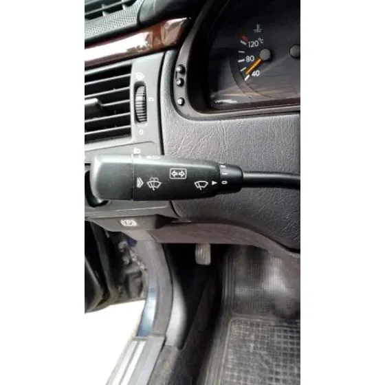 MERCEDES CLASE E (W210) BERLINA DIESEL '1996 300 DIESEL (210.020) NEGRO