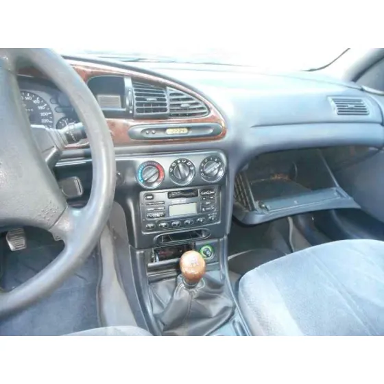 FORD MONDEO BERLINA (GD) '1997 AMBIENTE PLATA