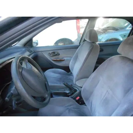 FORD MONDEO BERLINA (GD) '1997 AMBIENTE PLATA