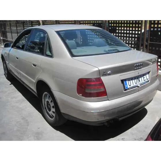 AUDI A4 BERLINA (B5) '2000 1.9 TDI PLATA