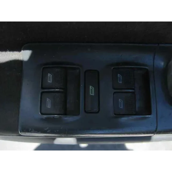 AUDI A4 BERLINA (B5) '2000 1.9 TDI PLATA