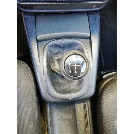 VOLKSWAGEN PASSAT BERLINA (3B2) '1998 COMFORTLINE AZUL