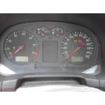 VOLKSWAGEN GOLF IV BERLINA (1J1) VOLKSWAGEN GOLF IV BERLINA (1J1) '1999 CONCEPTLINE ROJO 1997