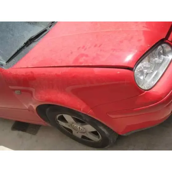 VOLKSWAGEN GOLF IV BERLINA (1J1) '1999 CONCEPTLINE ROJO