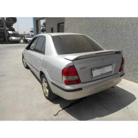 MAZDA 323 BERLINA F/S (BJ) '2000 2.0 TD S EXCLUSIVE PLATA