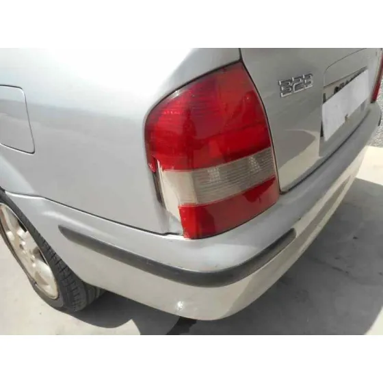 MAZDA 323 BERLINA F/S (BJ) '2000 2.0 TD S EXCLUSIVE PLATA