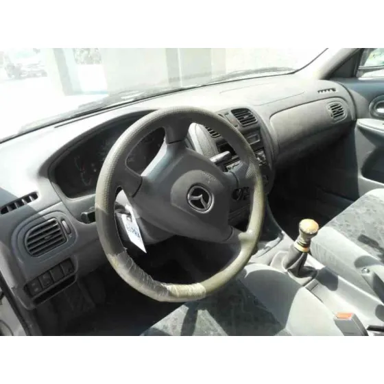 MAZDA 323 BERLINA F/S (BJ) '2000 2.0 TD S EXCLUSIVE PLATA