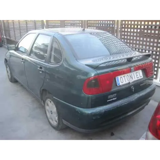 SEAT CORDOBA BERLINA (6K2) '1997 GLX VERDE