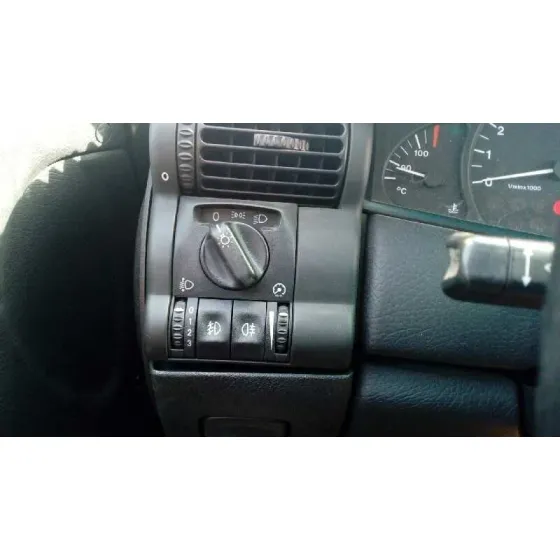 OPEL OMEGA B '1997 BASICO BERLINA VERDE