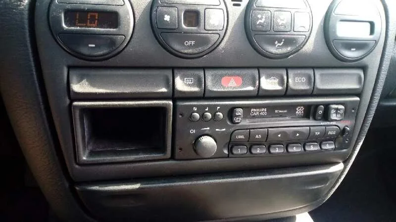 OPEL OMEGA B '1997 BASICO BERLINA VERDE